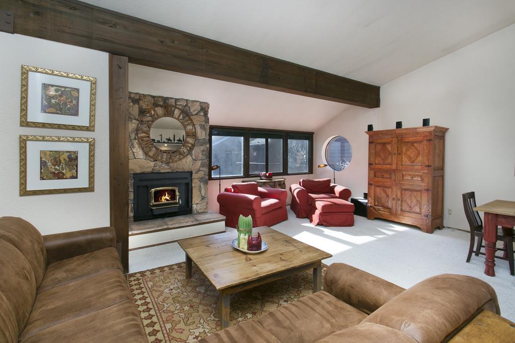 Mammoth Village Properties By 101 Great Escapes Mammoth Lakes Chambre photo